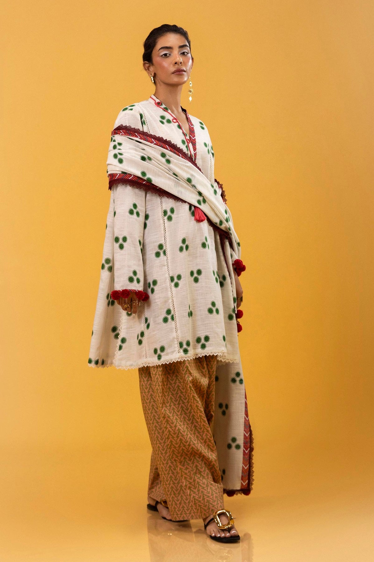 Sana Safinaz Embroidered Khaddar Suits Unstitched 3 Piece H243-001B-3CQ – Luxury Winter Collection