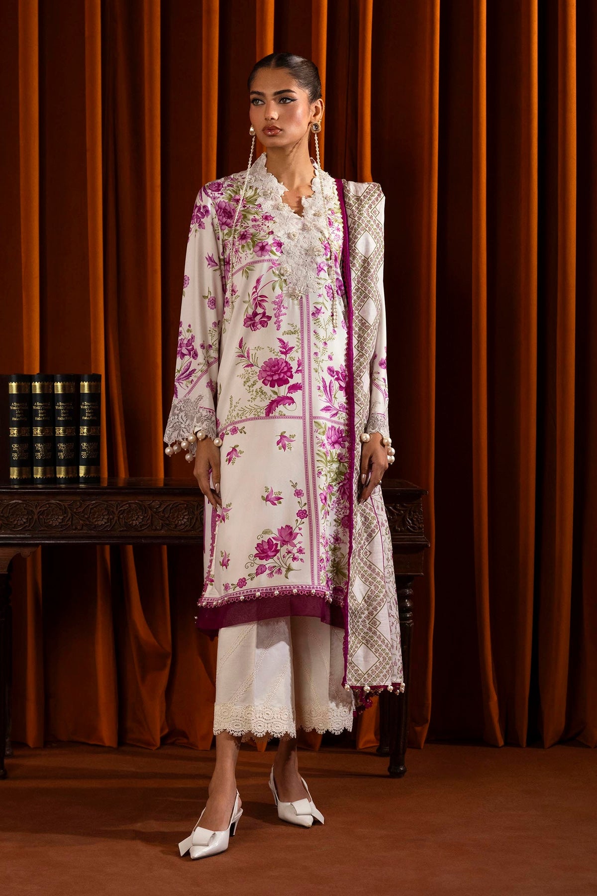 Sana Safinaz Embroidered Linen Suits Unstitched 3 Piece M243-024A-3CQ – Luxury Winter Collection