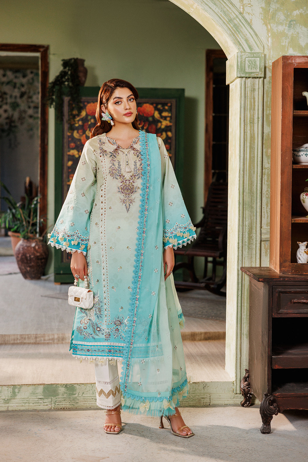 Baroque - Alizeh Maahi Luxury Embroidered Lawn’24